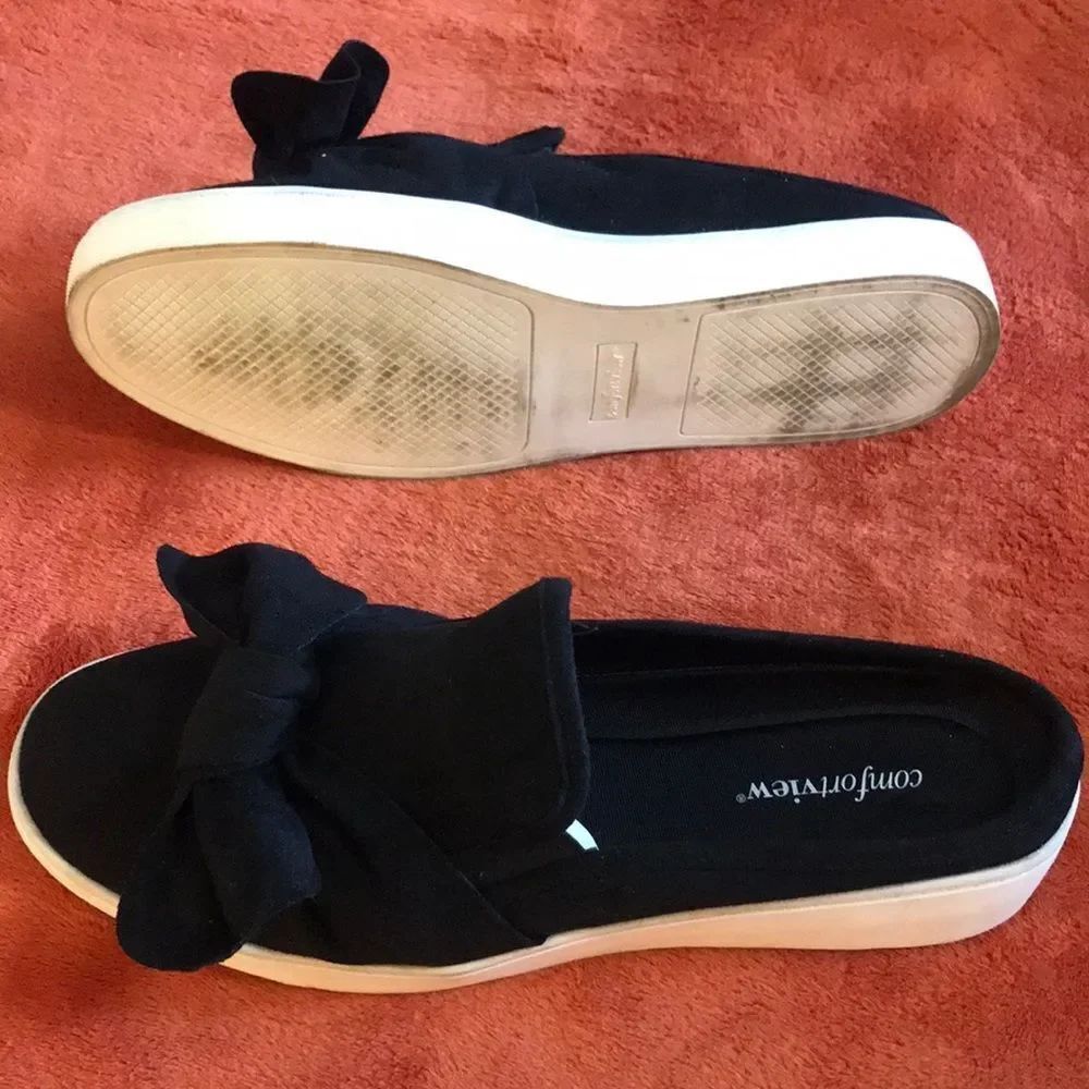 Comfort view women shoes size 11 M